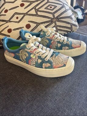 Cariuma Blue Floral Canvas Sneakers with Green Insole